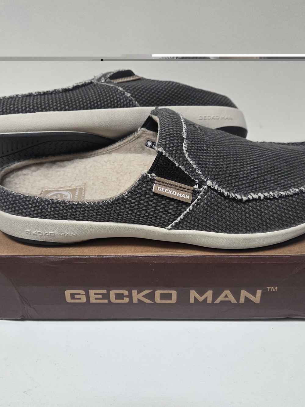 Geckoman WalkHero Men's 9 Blue/Grey Lined Slippers